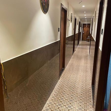 מומביי Hotel Sai Palace- Near Tata Memorial Hospital מראה חיצוני תמונה