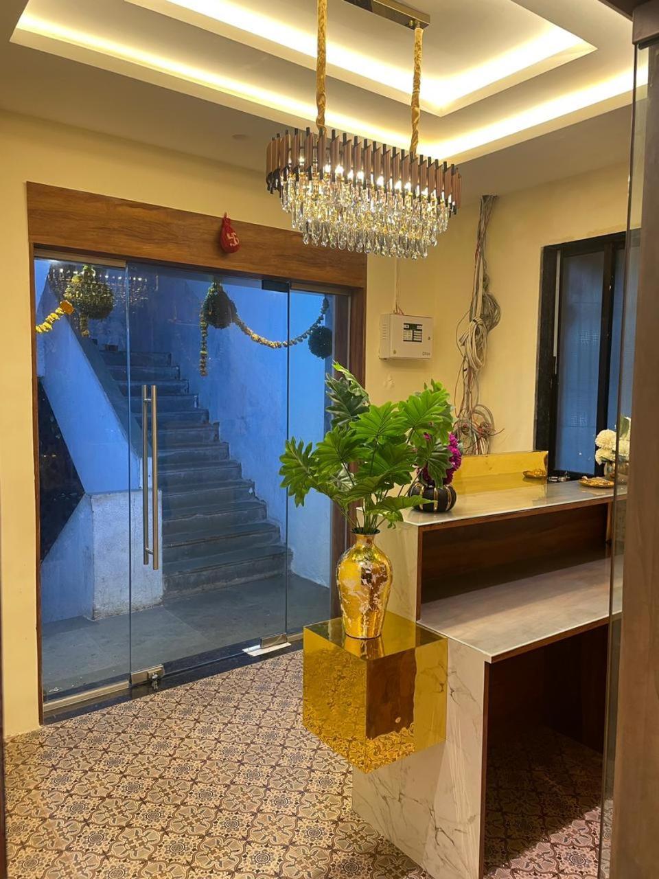 מומביי Hotel Sai Palace- Near Tata Memorial Hospital מראה חיצוני תמונה